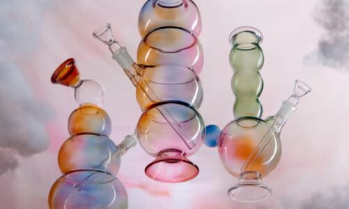 What’s The Difference Between Glass and Metal Bongs